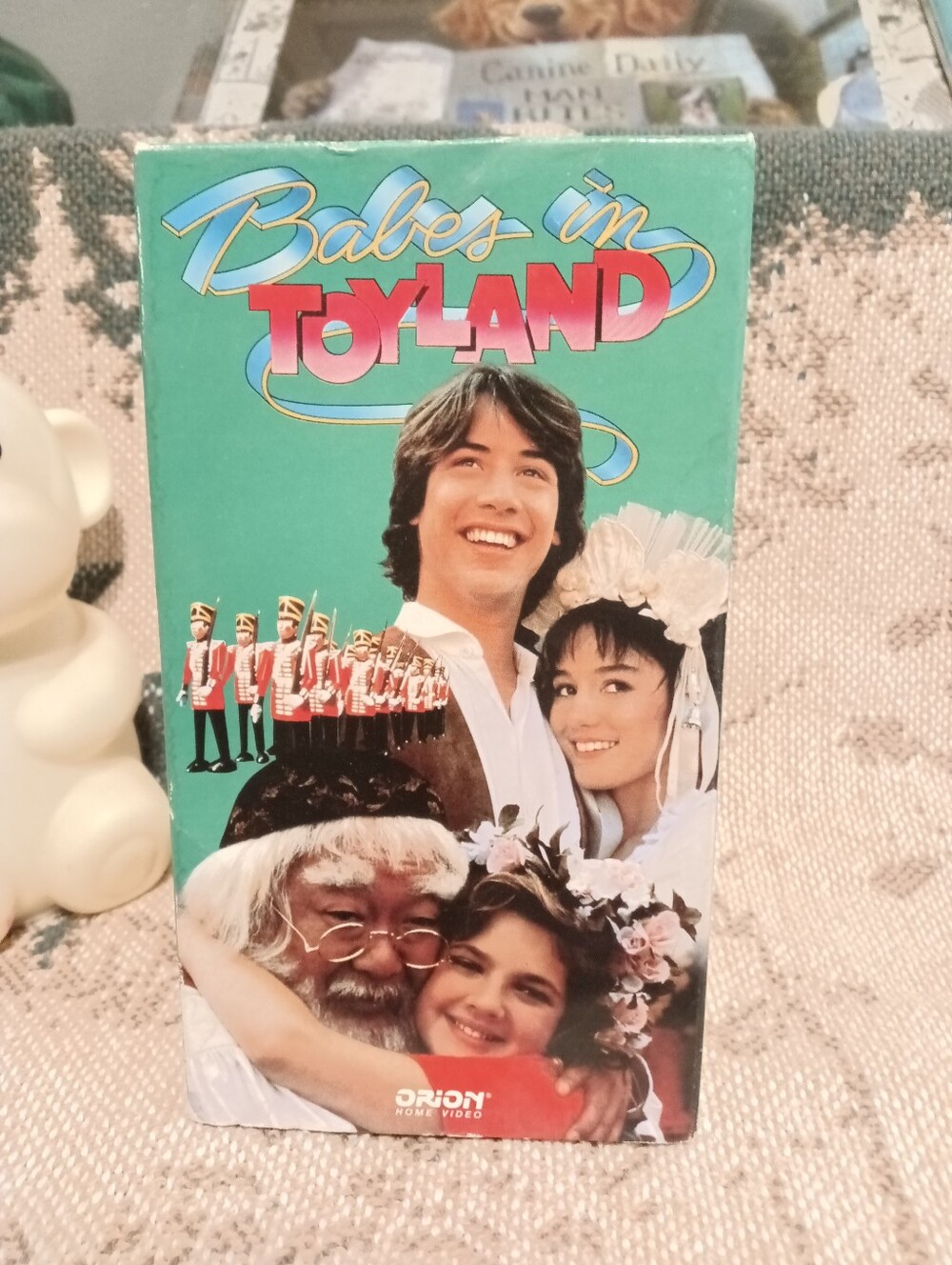 Babes in Toyland VHS 1986 Keanu Reeves Drew Barrymore Pat Morita Orion Video